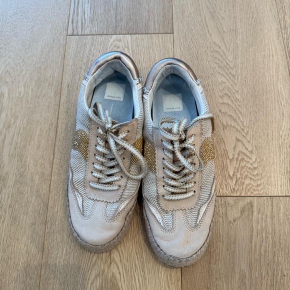 Dolce Vita Cream and Gold Women's Sneakers - Picture 3 of 5